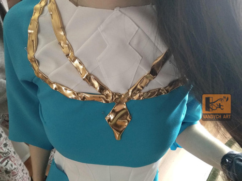 Hi pals, News from the fields of Hyrule.We almost sewed the blouse of Zelda. It consisted of many sm