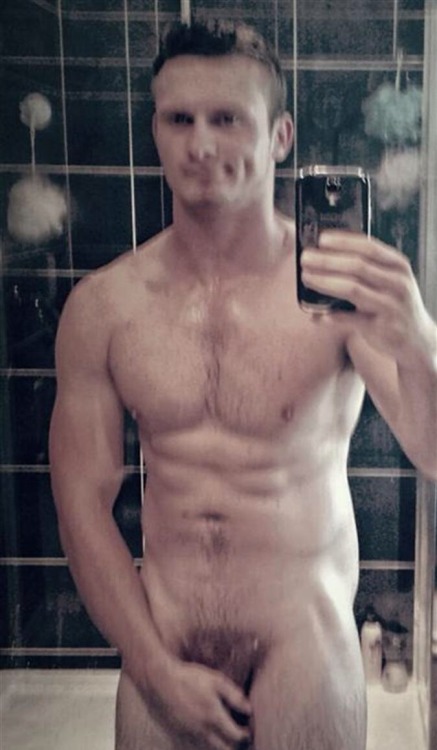 str8uklads:  ‘Straight’  24 year old guy from Poole, England who likes transsexuals ;-)