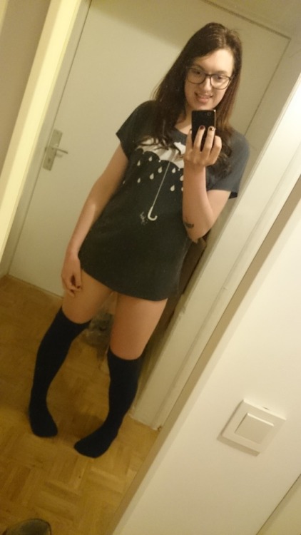 easyemma: Someone got me cute socks from my wishlist Thank you And second - some of you wanted to se