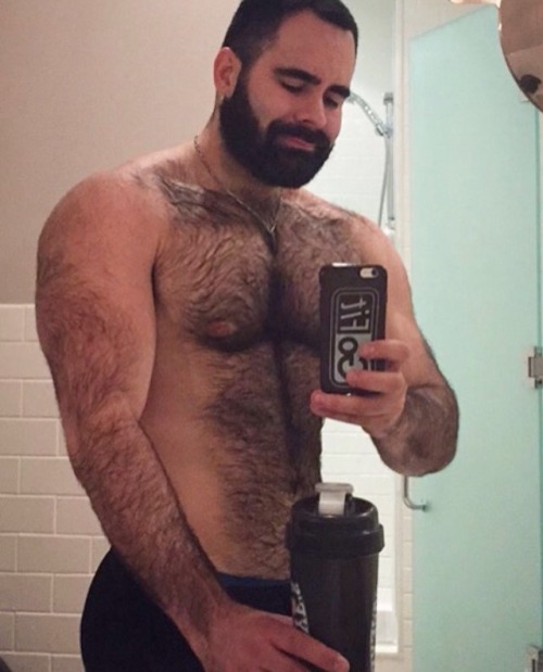 beardburnme:  alexis_j_v Instagram