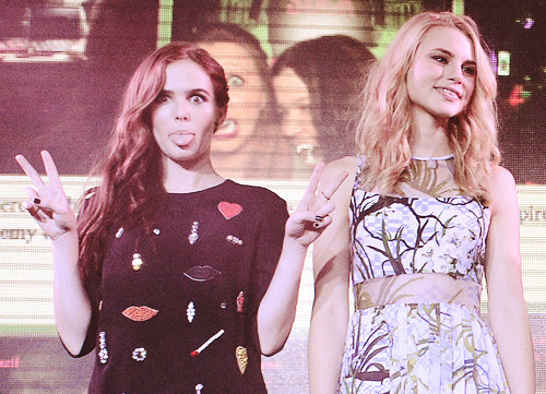 dailyva:  Zoey Deutch and Lucy Fry at the Vampire Academy Music Party. 