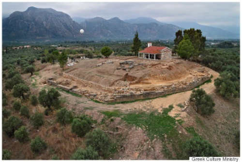 the-moika-palace: ANCIENT MYCENAEAN PALACE UNEARTHED IN GREECE NEAR SPARTA An ancient palace beli