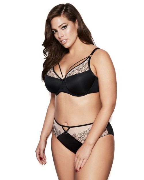 Sex lingerie-plus:  Ashley Graham Diva Demi Cup pictures