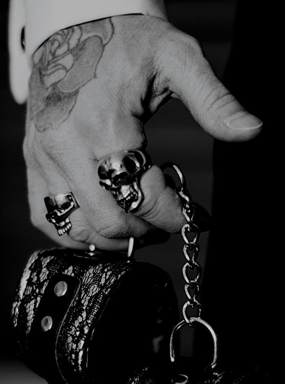 Undress me, vulgarize me a bit.
