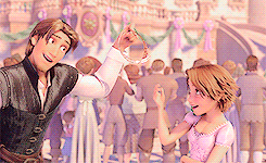 emmaofmisthaven:favourite tropes + THE PRINCESS AND THE PIRATEShe’s a princess and he’s a pirate. Ma