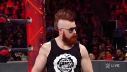 deidrelovessheamus: Fella is looking hot tonight! 😍😍