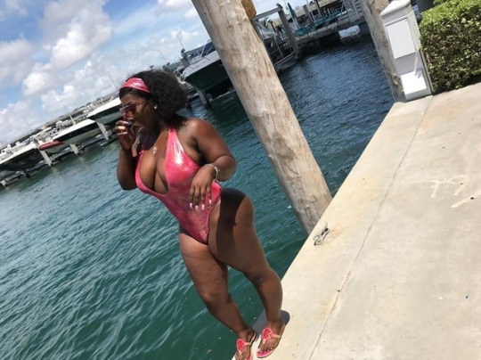 rated-thick-ent:  Sadity BlaqueRatedthickent Swimsuit-shawties 