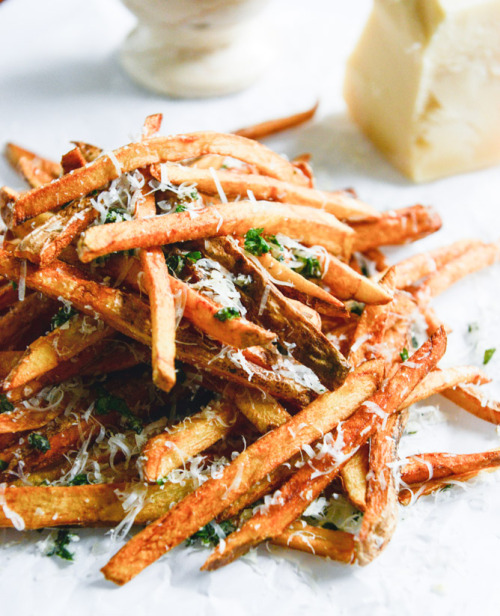 foodffs:  Herb Salted Garlic Parmesan French adult photos