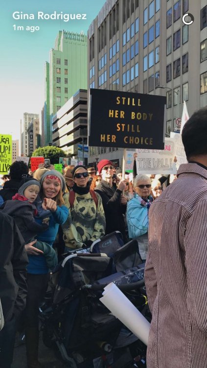 eringilbertz:Kristen at the Womens March on Washington today! (via Ginarodriguez’s Snapchat)