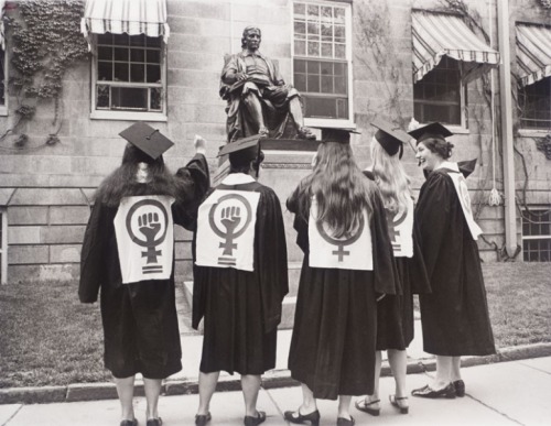 Protest for equal access to Harvard at the 1971 commencement. (Radcliffe Archives)