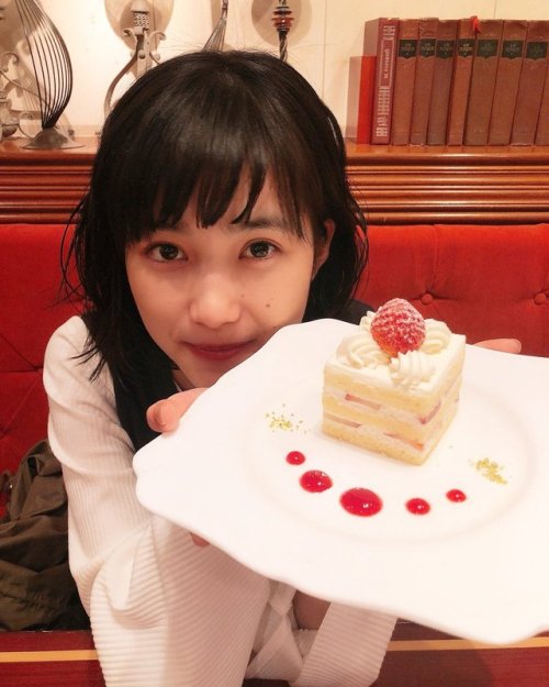 井頭愛海  Happy 18th Birthday 2019.3.15