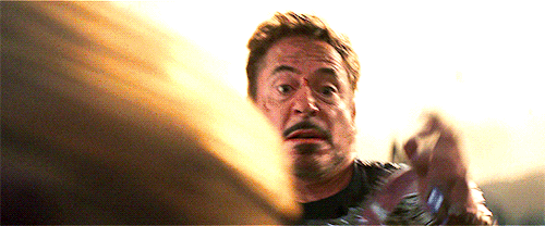 irondicc: mcufam: Tony Stark vs. Thanos in adult photos