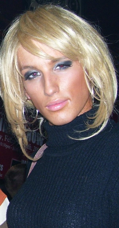 cute-babes-crossdressing:  CrossDressers Porn