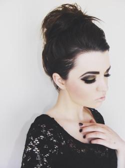 superfckingcutegirls:  passer—by:  It’s always darkest before the dawn.  IG: madeleinebrittney