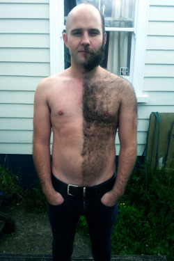 male-shaving-art:  ”I Gave Up Shaving Halfway Through Today …” 