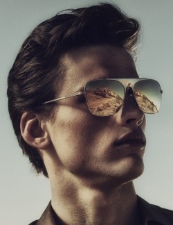 dedapuma:  Simon Nessman by Kurt Iswarienko