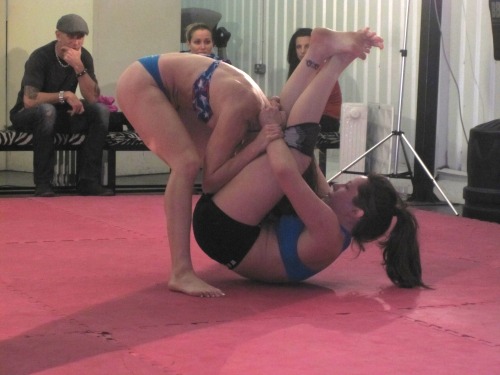 Two EXCELLENT matches against awesome, tough opponents I did for Monica&rsquo;s Wrestling Centre dur