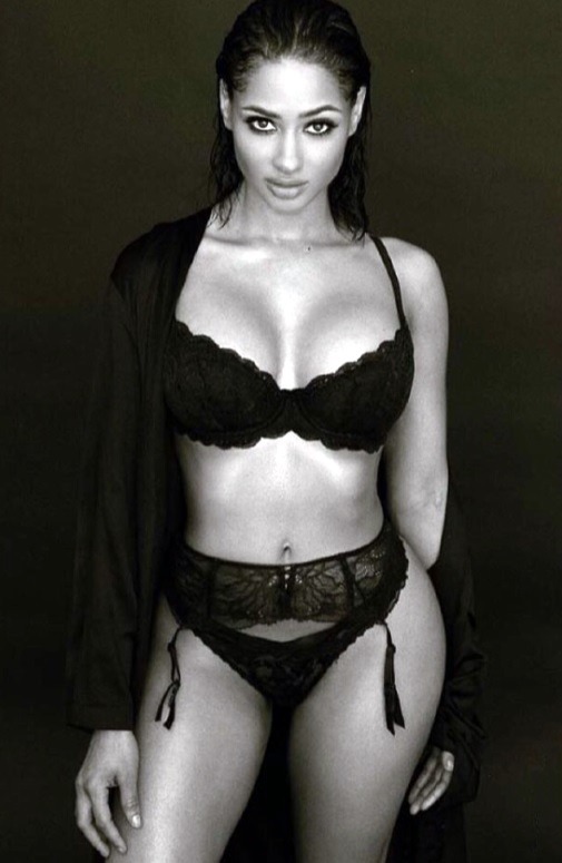 WOMANOGRAPHY