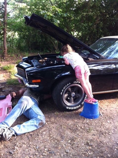 mylipsbelongtoyou:  sh7774:  They grow up fast. Teach them well  Daddy teaches me