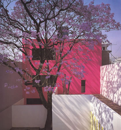 CASA GILARDI Architect : Luis Barragan Location: Tacubaya, Distrito Federal, Mexico Project Com