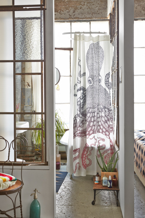 urbanoutfitters: As that old saying goes, “No bathroom is complete without a giant octopus sho