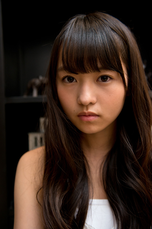 unknown999:  伊藤万理華 (3/3) (via ナタリー - [Power Push] 乃木坂46「バレッタ」選抜バック8