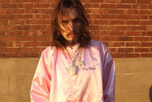 pouya.