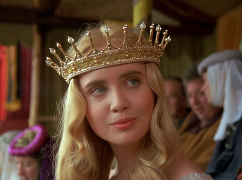 donmarcojuande:Lysette Anthony as Rowena in ‘Ivanhoe’ (1982)