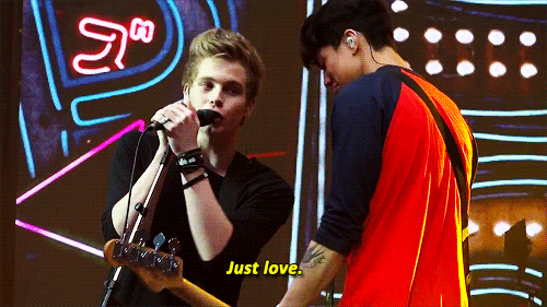 5 SECONDS OF SUMMER