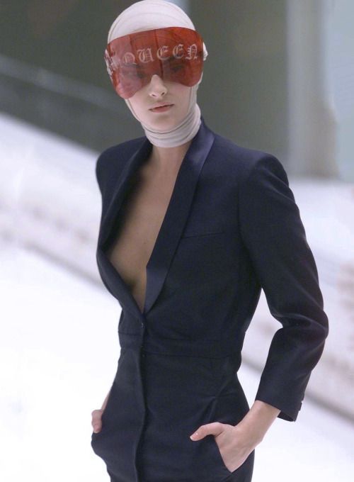 alexander mcqueen 2001