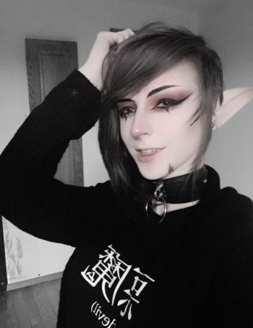 officiallunablack:• 『 Little Dark Elf 』 • 『 Not the best quality, sorry guys! I rush to ge