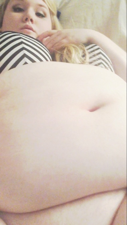 curveplumper:  tubbykinss:  first photo :3 porn pictures