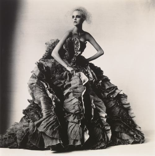 Beyond Beauty2015-2016: Irving Penn: Beyond Beauty, career retrospective of 146 photographs at the S