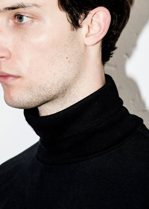 Turtleneck casting at Studio Zéro Casting, December 2014