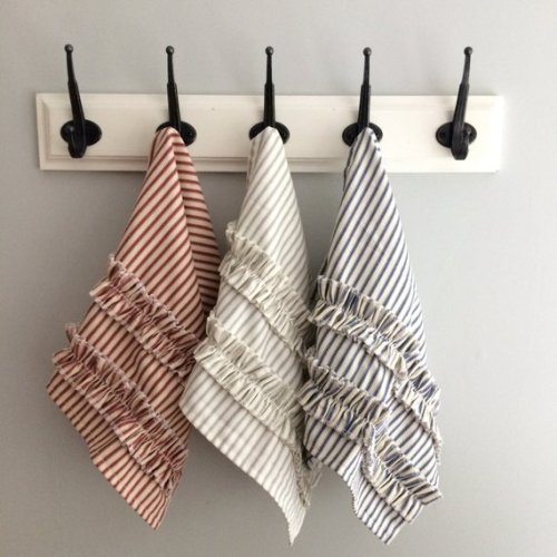 Decorative Hand Towels //SouthernTickingCo