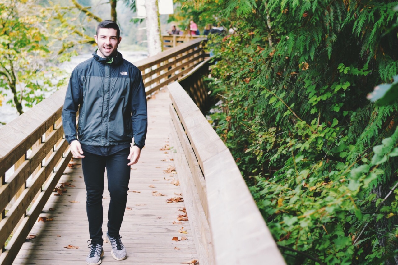 sex-lies-and-bowties:  Snoqualmie Falls day with my favorite handsome stud.  