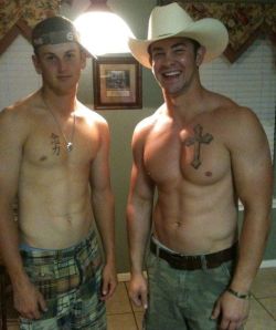 hot-country:  Thank God I’m a Country Boy