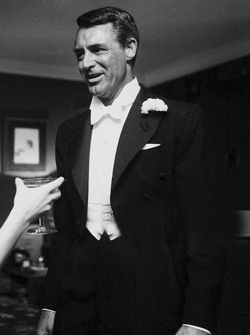 gregorypecks: Cary Grant attending a wedding, 1955