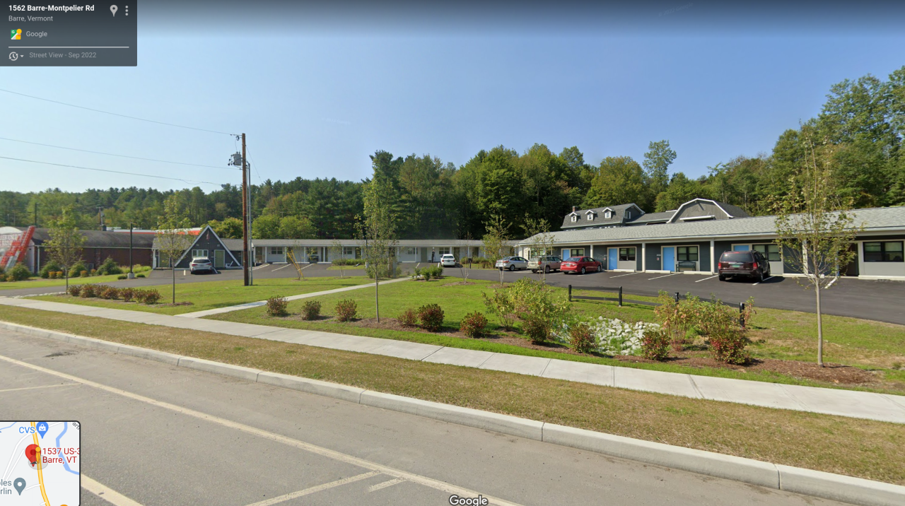 Dead Motels USA The Twin City Motel Of Barre Vermont Closed In dead-motels-usa-the-twin-city-motel-of-barre-vermont-closed-in