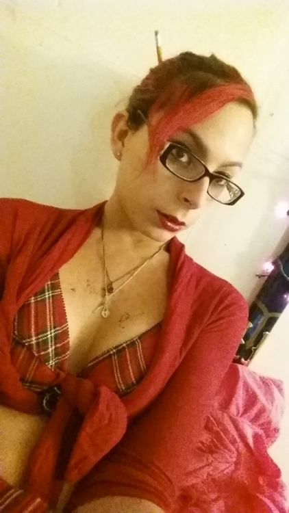 littlechio:  Come join me for my show tonight on chaturbate. your favorite schoolgirl awaits!!!!!!. https://chaturbate.com/littlechio/