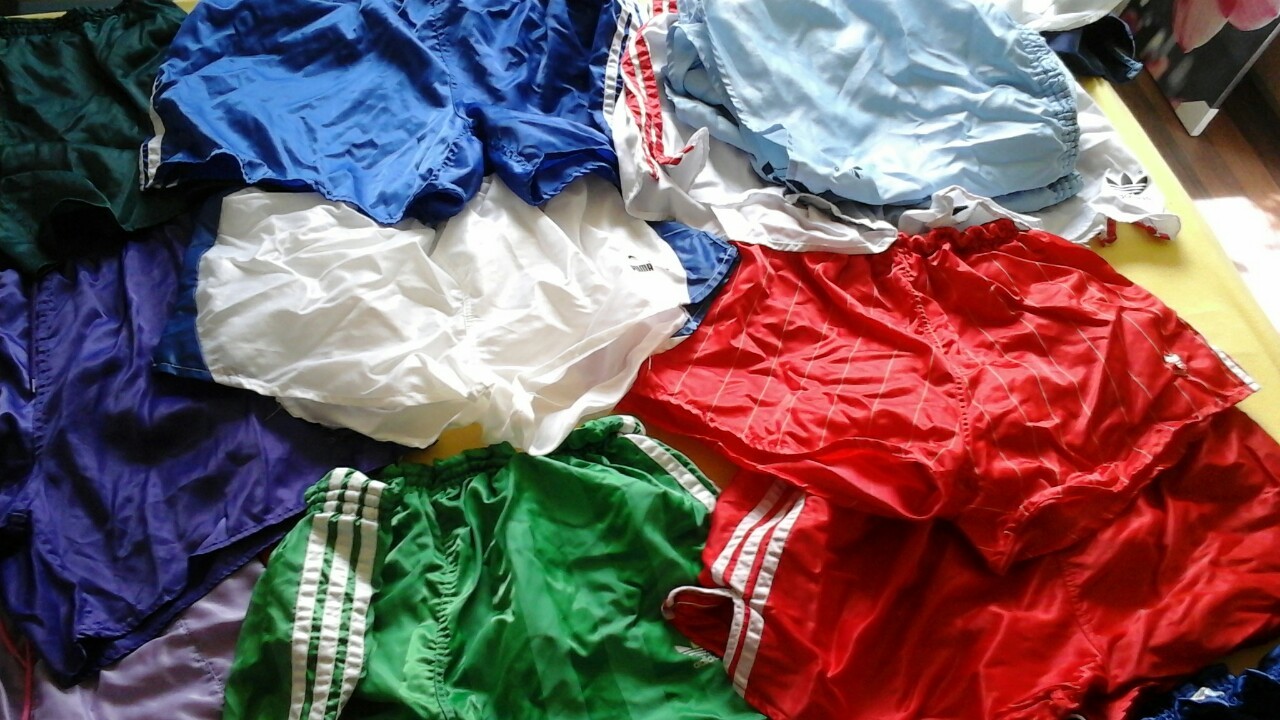adidaswixman:  feedinglover76: feedinglover76:  Ein kleiner Teil meiner Glanzshorts