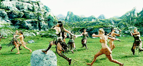 jessicasbicep:fangirl challenge - [2/5] movies ♡ wonder woman“Be careful in the world of men, Diana.