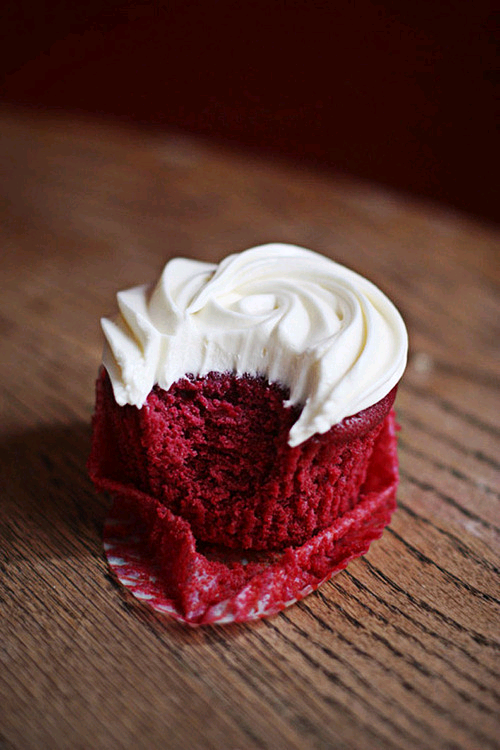 All Natural Red Velvet Cupcakes  &frac34; cup beet puree (directions follow) 1 tablespoon freshl