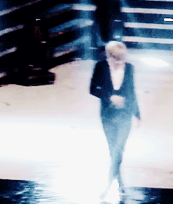 :  Special snowflake, Kim Jongin, leaving the stage in style 