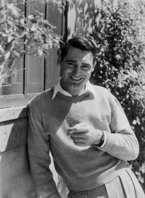 aladyloves:  Cary Grant photographed by George adult photos