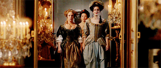 tumblr_onp1hh6MnQ1twemn9o2_540.gif