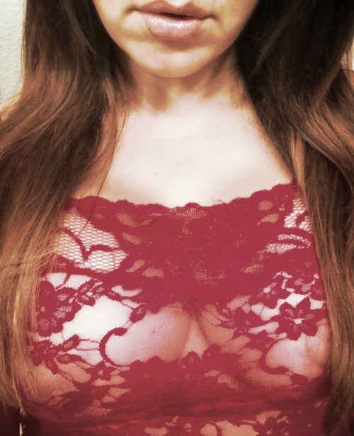 hotlipsandtits:  hotlipsandtits:  Hotlipsandtits.tumblr.com  Make sure to follow me on Instagram!  Hotlipsandtits