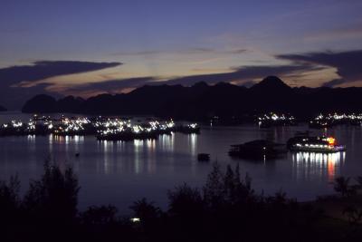 Ha Long, Cat Ba Harbour at night, Vietnam. See where this photo was taken at maps.yuan.cc/.