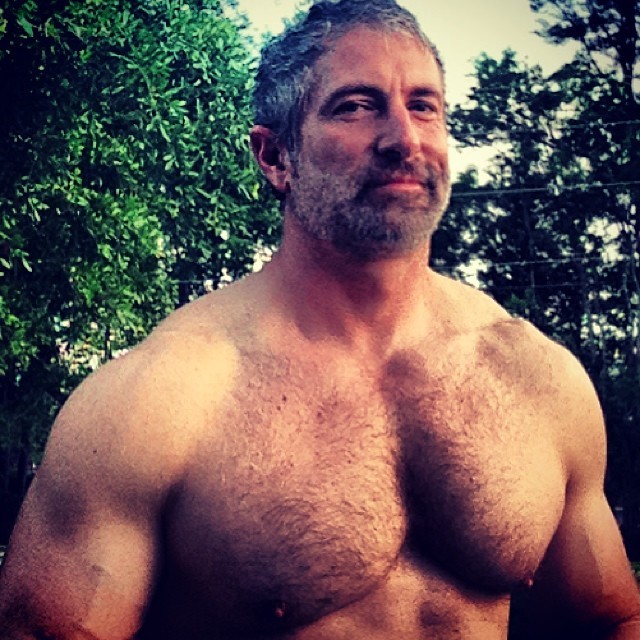dailydoseofdilf:  DILF Gordon Singletary – @gordsing on instargram 
