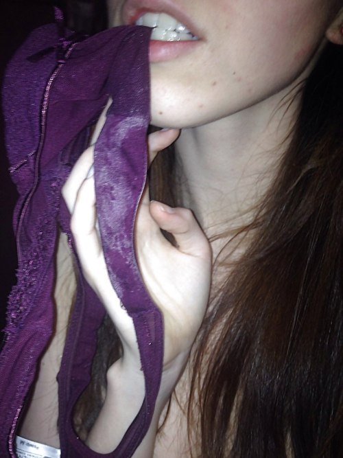 wetpantiesteen: delicious friend teen!!!!!!